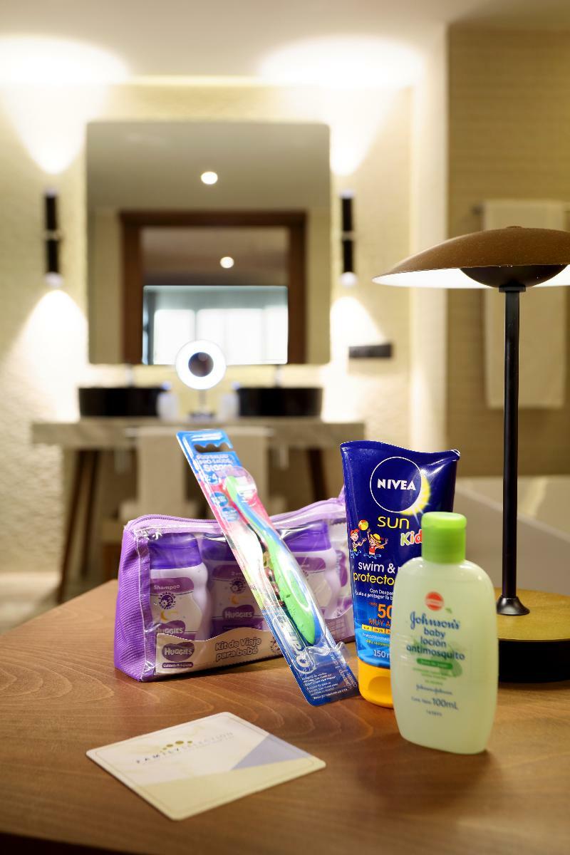 Family Selection At Grand Palladium Costa Mujeres Resort & Spa Cancun Exterior photo